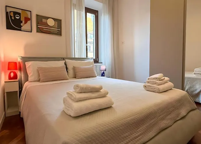Apartment Elegant Escape Walk To The Colosseum *