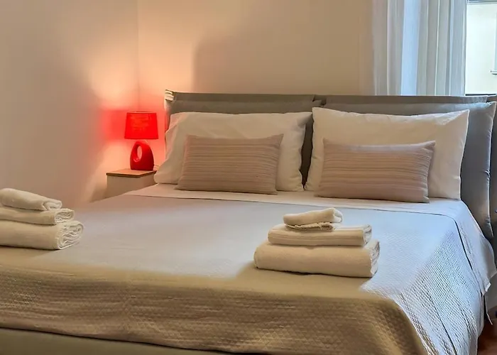 Elegant Escape Walk To The Colosseum Apartment *