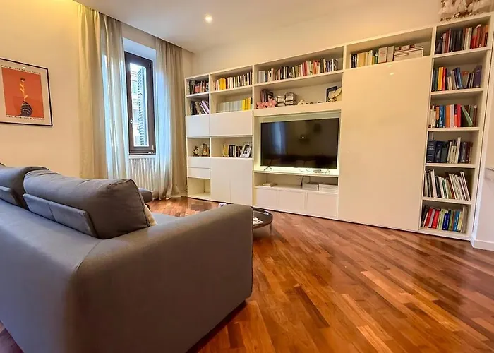 Elegant Escape Walk To The Colosseum Apartment *
